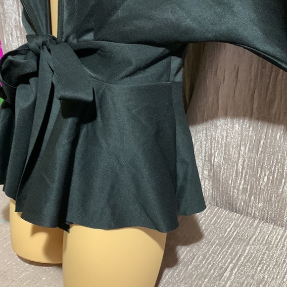 Shein Top Open Cardigan Short Sleeve Ties in the Front Size 12 Black Stretchy - Picture 7 of 14